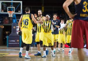 El Fenerbahçe gana por la mínima (72-73) a un Barça que luchó hasta el final