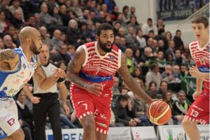 Los NCAA Rookies sí la saben meter en Europa: (III) Quintetos Premium