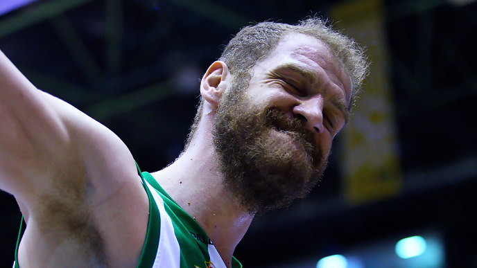 Luka Zoric abandona Sevilla