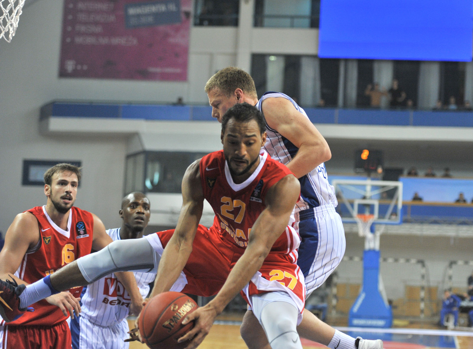 UCAM se lame en Europa las heridas de la liga (75-86)