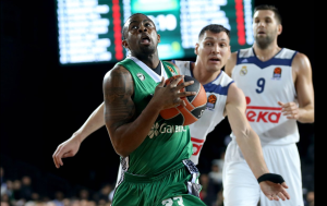 Wanamaker (27) acribilla a un Madrid que desapareció del partido (81-68)