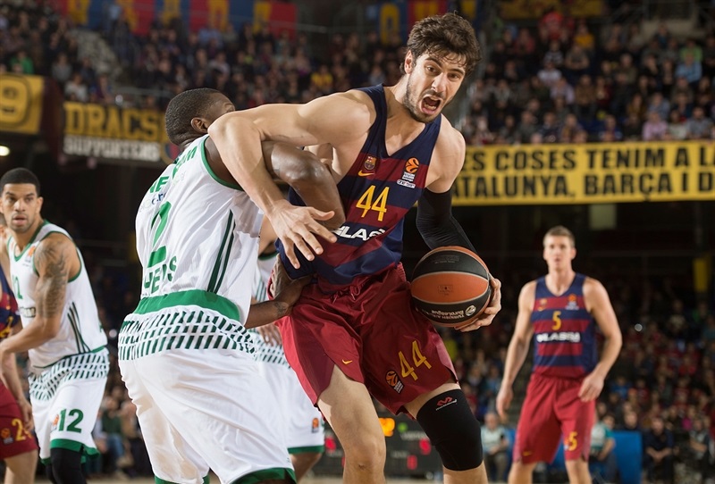 El Barça derrota al Panathinaikos (72-57) y vuelve a la senda de la victoria