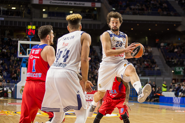 Golpe de autoridad de un sólido Real Madrid en la visita del CSKA (95-85)
