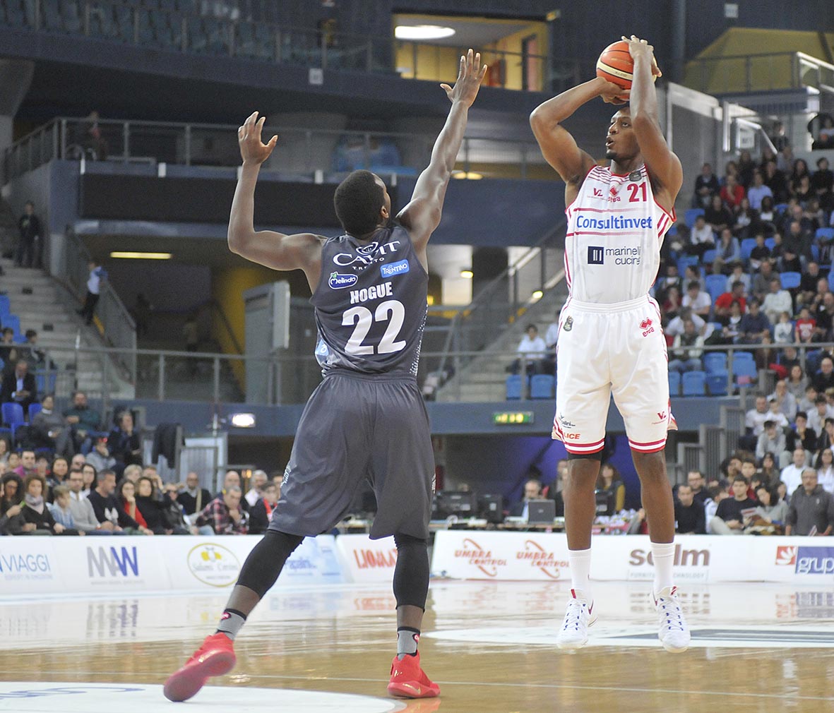 Jarrod Jones, la esperanza que da vida a Victoria Libertas Pesaro