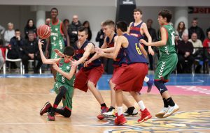 Minicopa (día 1): El FC Barcelona Lassa, invicto; exhibición de Pape Sow (VÍDEOS)