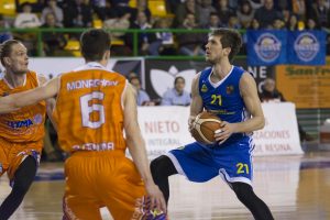 Ourense se lleva el derbi; Palma sigue con su escalada; Barcelona aprieta la zona baja