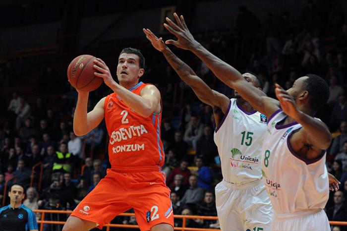 Unicaja concluye el Top16 de la Eurocup cayendo en Zagreb (74-71), y espera al Bayern
