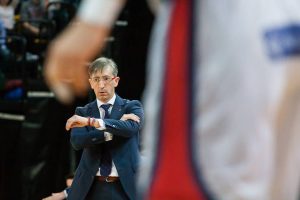 Moncho Fernández seguirá dos años más en Santiago