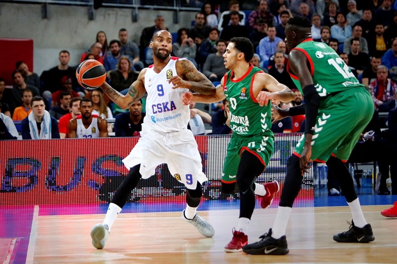 Larkin decide un thriller a favor de Baskonia frente al todopoderoso CSKA (79-78)