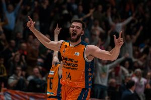 El futuro de Valencia Basket: Revolución taronja en el año I de Pedro Martínez