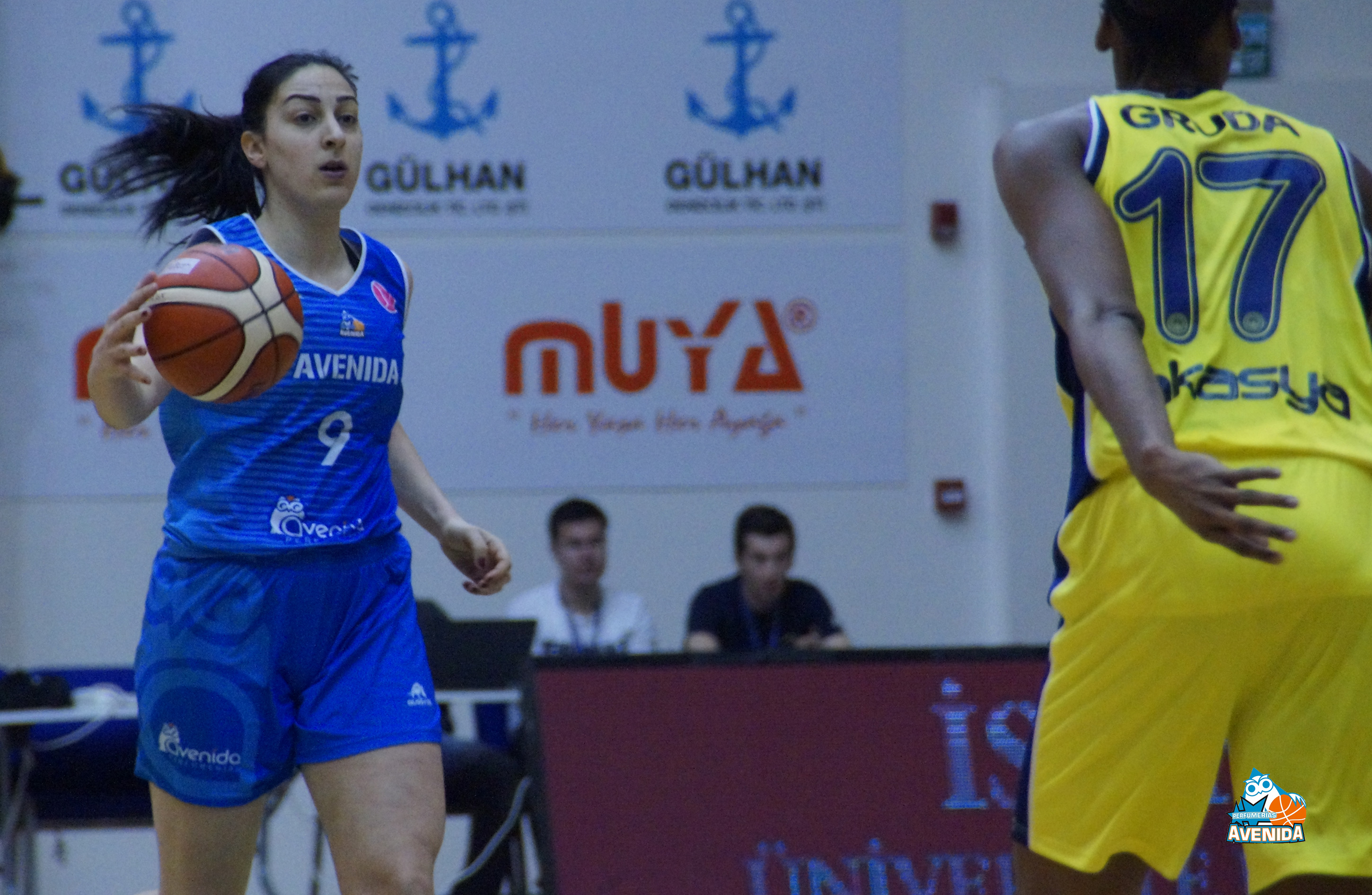 El orgullo y Milovanovic no bastaron al Perfumerías Avenida contra Fenerbahce (78-68)