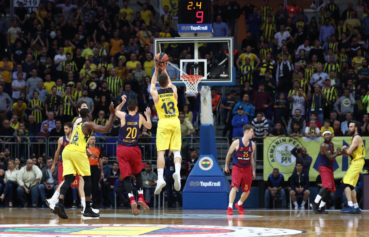 Bogdanovic sentencia al Barça en una prórroga de vértigo (68-65)
