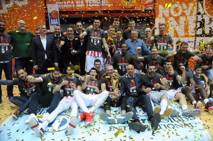 Estrella Roja doblega a Cedevita y levanta el título de ABA League. Jenkins, MVP