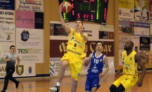 Adrián Chapela: “Ninguno nos imaginábamos un final de liga jugándonos un ascenso”