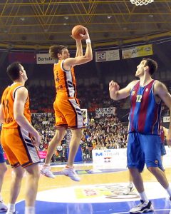 Roberto Dueñas jugará en Girona