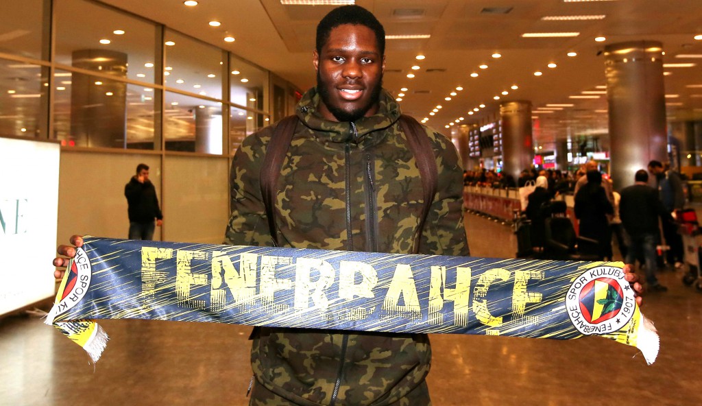 Continúa la maldición de Anthony Bennett: tampoco encaja en Fenerbahçe