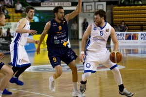 Oviedo alcanza las semis; Breogán y Palencia fuerzan el quinto superando los 100 puntos