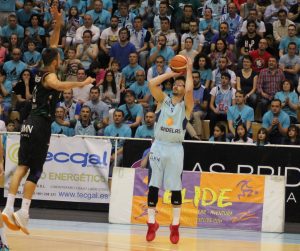 Esfuerzo sin premio de Palma y Coruña: Breogán y Palencia completan el cuadro de semis