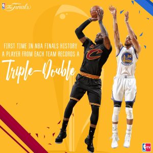 Durant marca la diferencia para Warriors; Curry y LeBron, históricos (132-113)