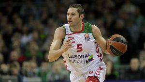 OFICIAL: El Real Madrid refuerza su juego exterior con Fabien Causeur