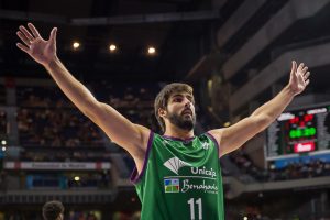 Dani Díez renueva su contrato con Unicaja