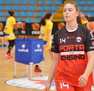 Paula Valiño anuncia su compromiso con University of Iowa para la próxima temporada