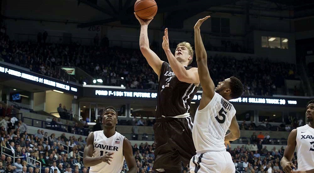 Tim Kempton Jr. un interior de futuro rumbo Bilbao