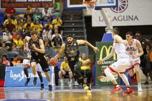 Davin White continuará un año más en Iberostar Tenerife