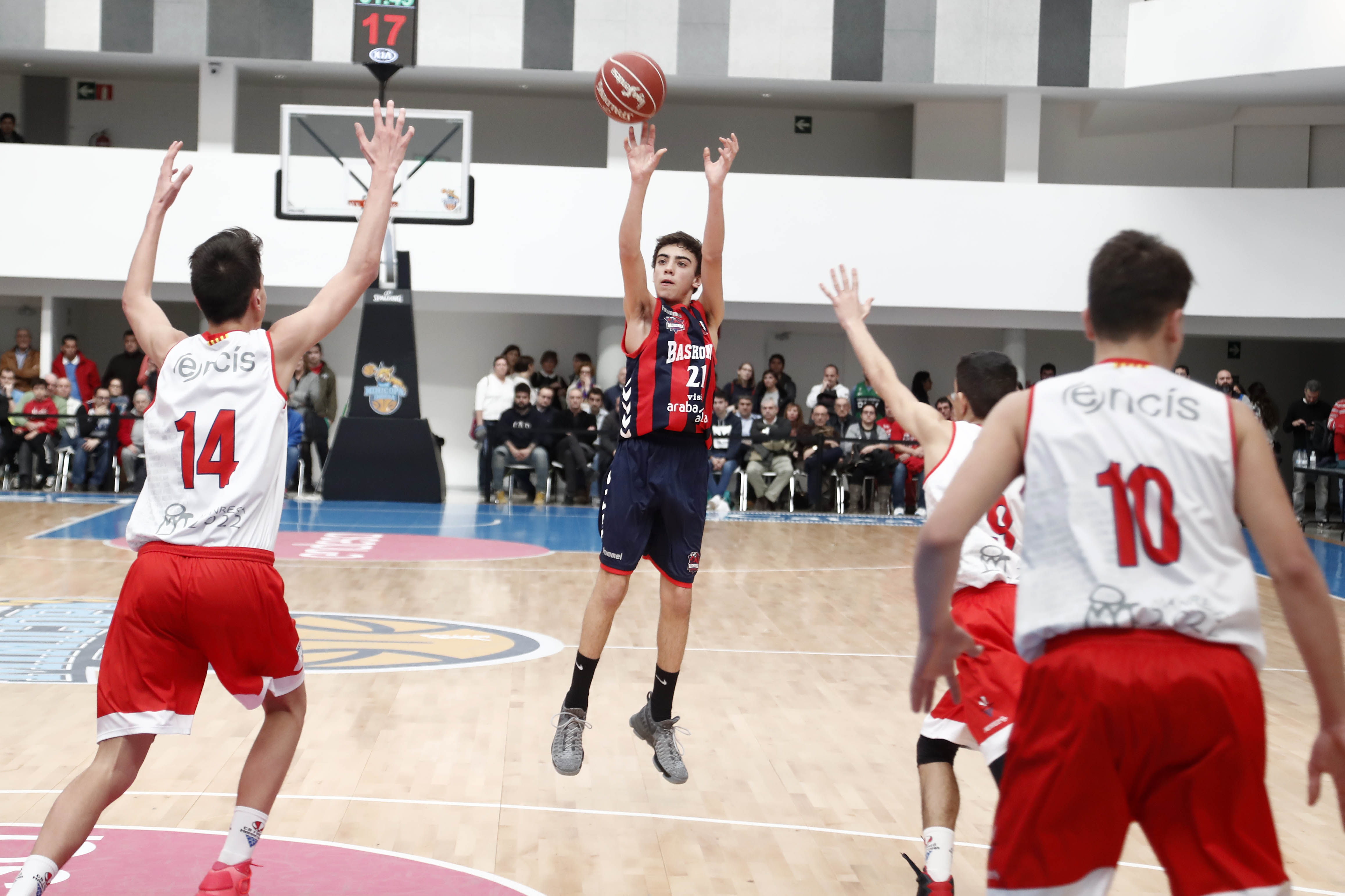 Alejandro López (’03), talento asturiano para las categorías inferiores del Baskonia