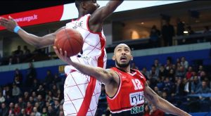 Los puntos de Logan y el rebote de Lietuvos, jarros de agua fría para el Fuenla (101-84)