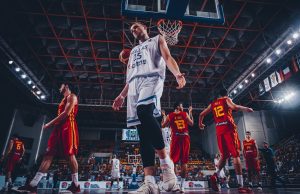 Europeo U20M (1/2): El infierno griego deja a España sin final (77-56)