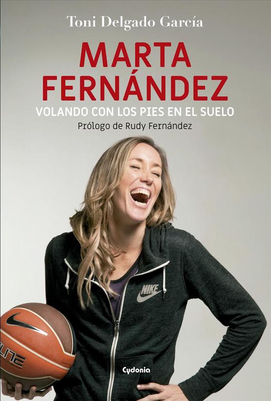 Libro de Toni Delgado: “Marta Fernández, volando con los pies en el suelo”