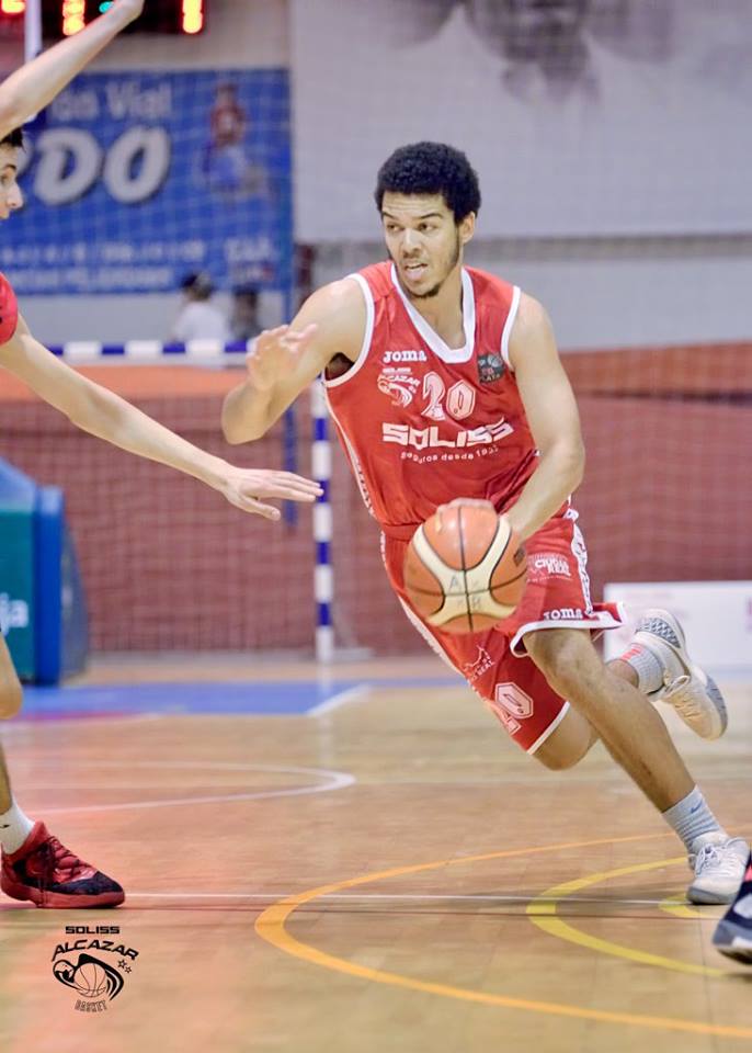 Zoco LEB Plata: Iago Estévez, primera piedra para Xuven; LaGuerre, a Lucentum