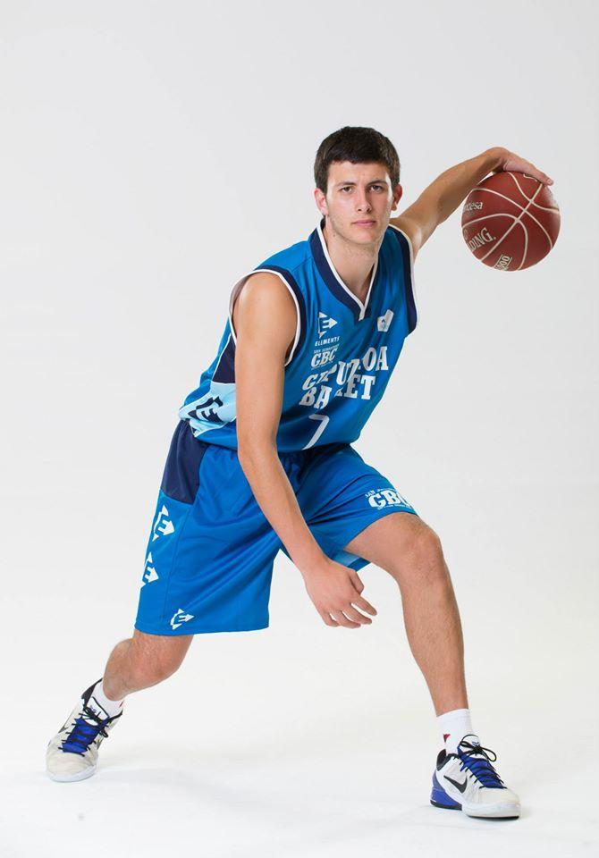 Xabi Oroz, primera piedra de la nueva plantilla del GBC en Liga Endesa