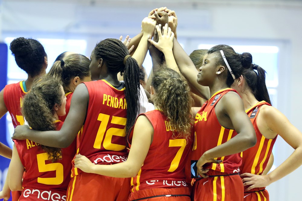 Europeo U18F (J1): Iris Junio marca el camino en el plácido debut contra Suecia (52-85)