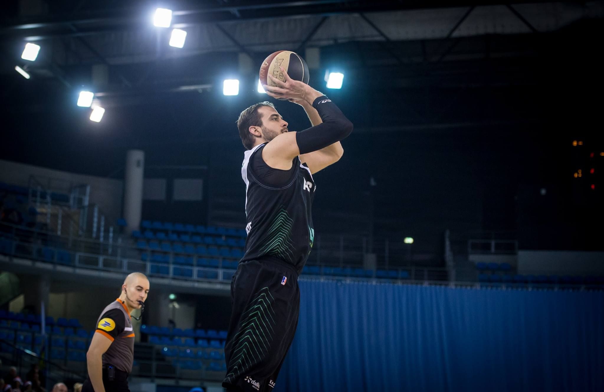 Nikola Dragovic llega a Tecnyconta Zaragoza