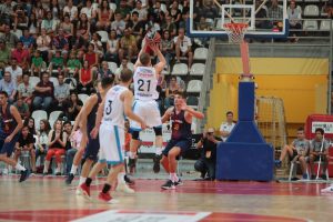 Proyecto Monbus Obradoiro 17/18: Muchos pistoleros en O Sar