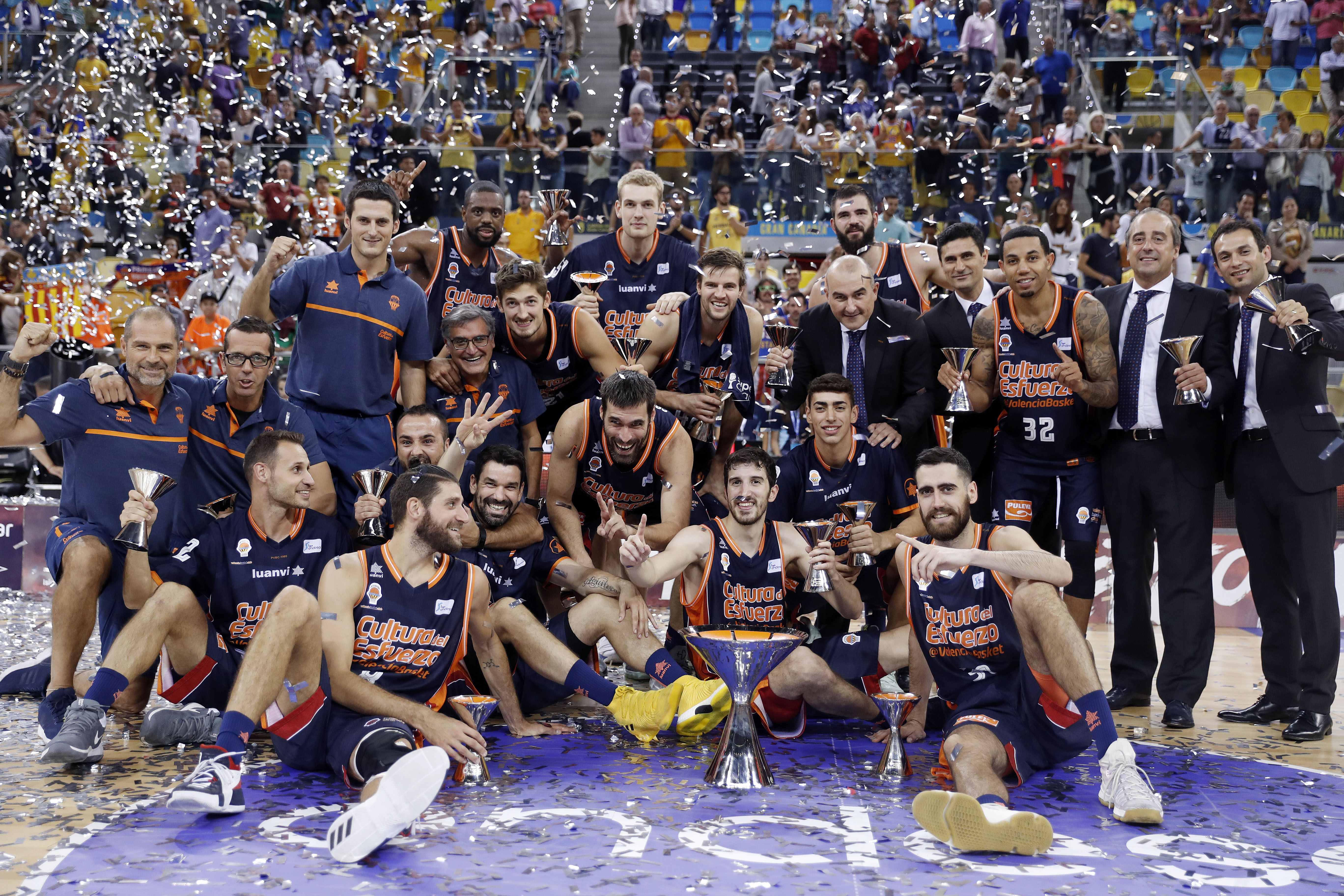 San Emeterio y Dubljevic llevan la Supercopa a Valencia (63-69)