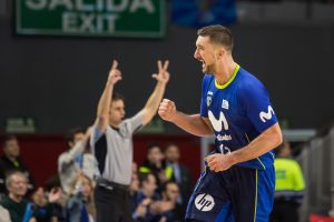 Goran Suton seguirá una temporada más en Movistar Estudiantes