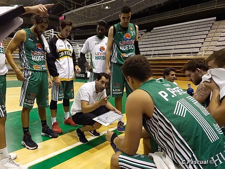 Levitec Huesca: con el objetivo de crecer y no sufrir