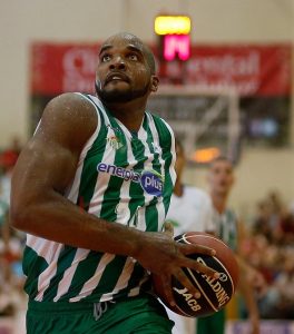 Della Valle suena para Milan; rajada de Samardo Samuels; Zoric, MVP en ABA