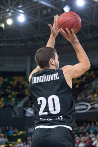 RETAbet Bilbao Basket se complica la vida y cae derrotado ante Partizan