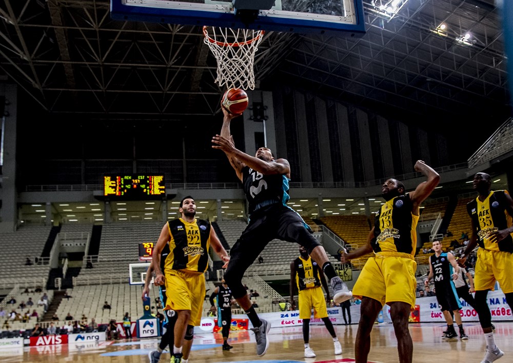 Bálsamo para Estudiantes en su debut en la Champions League