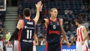 El Baskonia también gana sufriendo y se lleva una victoria de Belgrado (81-85)