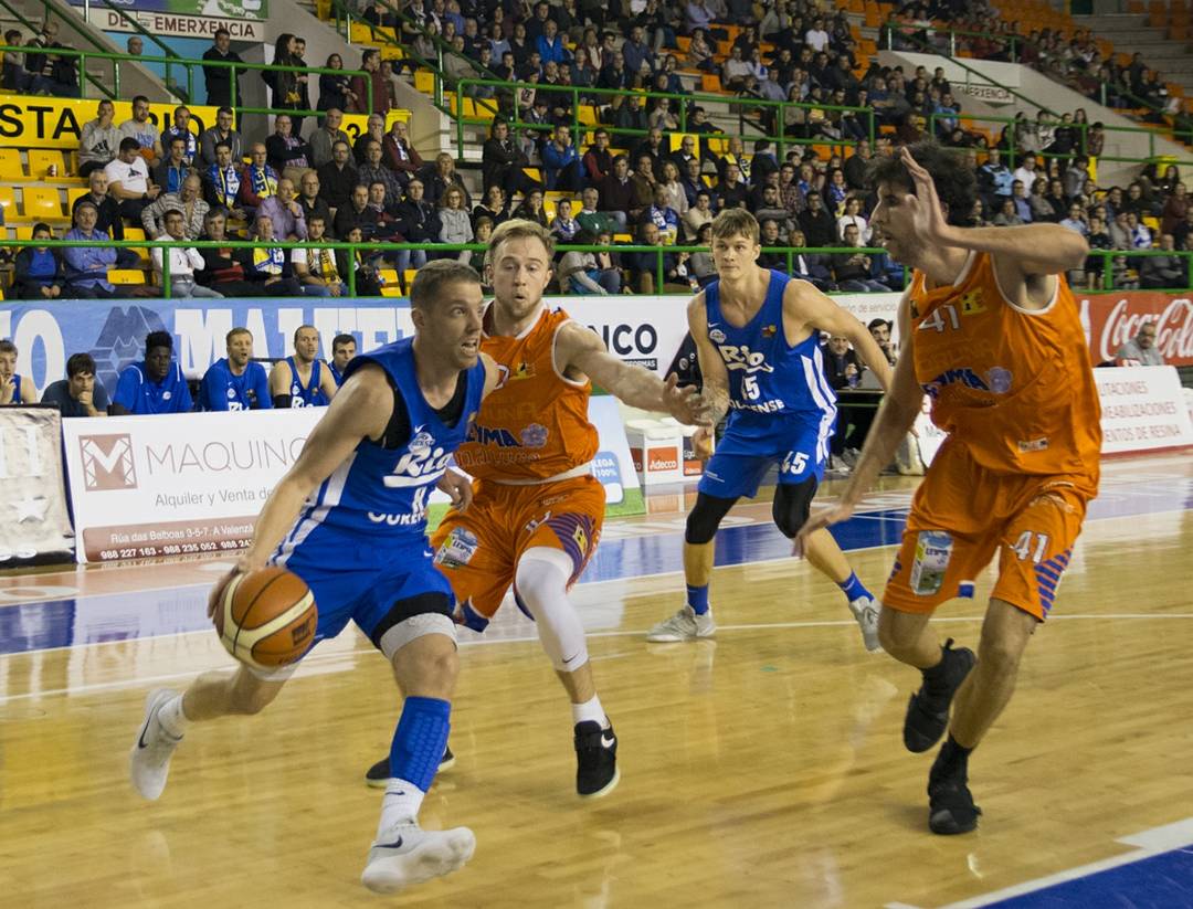 Breogán, líder invicto tras ganar en Pucela; Coruña se lleva el derbi gallego