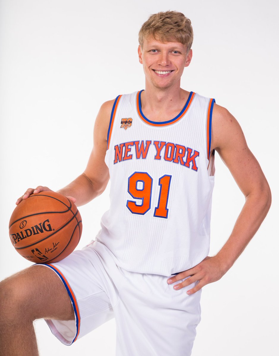 Mindaugas Kuzminskas cortado en los Knicks y ahora ¿NBA o Euroleague?