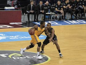 Bo McCalebb, talento y experiencia para sustituir a Sergi Garcia