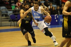 Txemi Urtasun, seis semanas de baja por una fractura en su mano izquierda