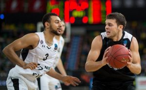 RETAbet Bilbao Basket brinda la primera a Mrsic y se desquita en Belgrado (67-83)