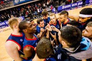 Jaime Fernández guía a un MoraBanc Andorra que sobrevive en Europa (83-77)